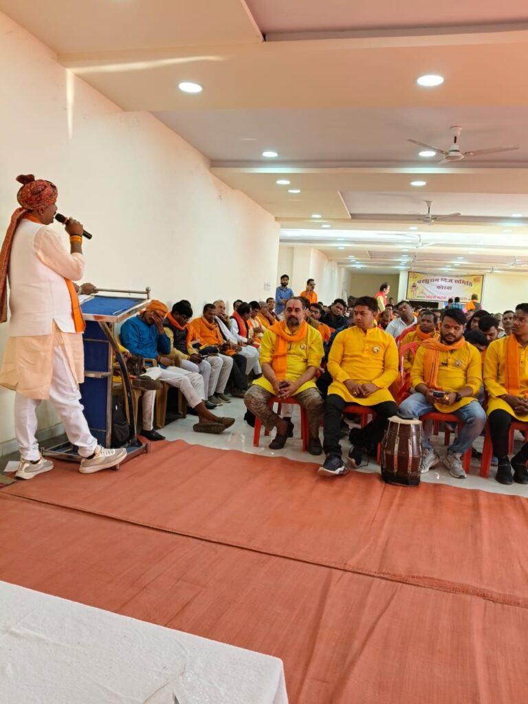 हिंदुत्व रक्षकों का सम्मान समारोह